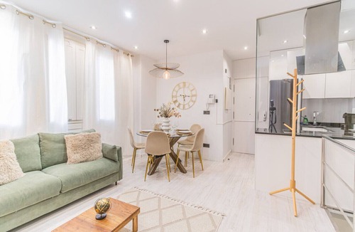 Zaragoza Old Town Apartment | Luxury Duplex Plaza del Pilar