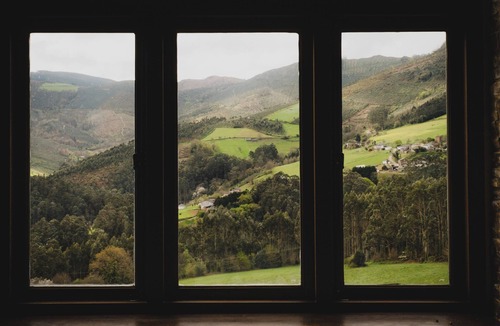 Naraido House | Luxury house in front of the valley, 20 minutes from Las Catedrales beach.