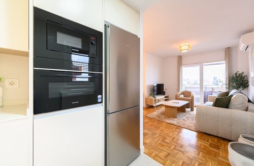 Hortaleza Apartment | M (MOS34D7E) Spacious and elegant two-bedroom apartment with terrace