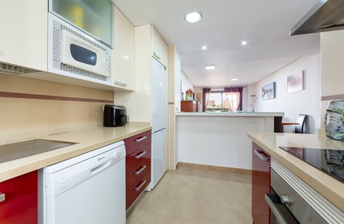 Mar de Pulpi Apartment | ‘Mar De Pulpi’ Apartment with Balcony and Wi-Fi