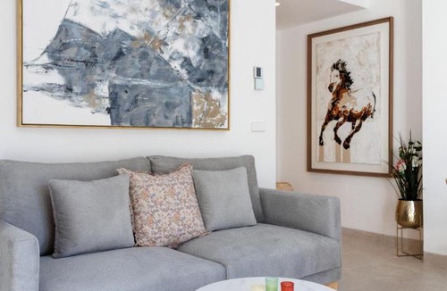 Puerto Banus Apartment | MARBELLA BANUS SUITES - Banús - Playa del Duque - Luxury Beachfront Complex - 2BR - 2BA - Direct Beach Access - Just 3 Min Walk to Puerto Banús Marina - Outdoor Terrace - 35,000 m2 Tropical Gardens - 3 Pools - 2 Onsite Restaurants - Ideal for Families