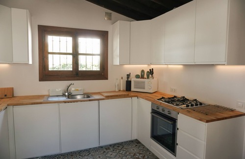 Marbella Villa | Marbella, Villa 4 bedrooms, 3 bathrooms, garden and private pool