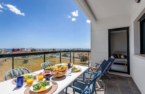 Lo Rufete Apartment | Mil Palmeras Sea View | Private Pool and Parking- Special rates for longer stays