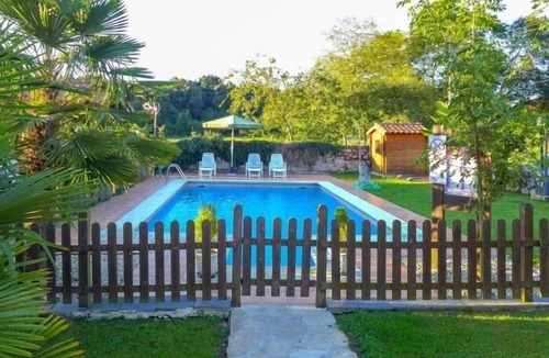 La Portilla House | Mirando al Cuera (Yellow) - apartment with pool in Piedra (Llanes)