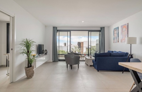 Estepona Apartment | New 2 bedroom apartment in the area Las Mesas