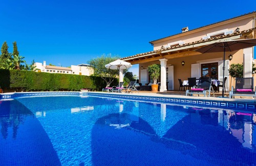 Sa Coma House | Nice home in Sa Coma with private swimming pool, can be inside or outside