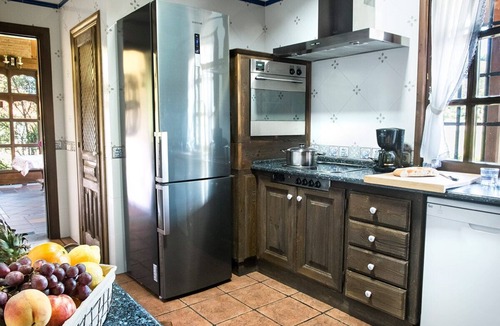 Naves Cottage | OFFER gift sella descent for stays from 7 to 11 September