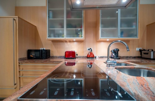 Urbanizacion el Rosario Villa | Panoramic Sea Views Luxury 5-Bed Villa with Heated Pool & Gym in Marbella