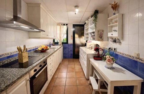 Finestrat Ski Chalet | Peaceful Villa with Terrace and Views - Mirador de Sierra Cortina