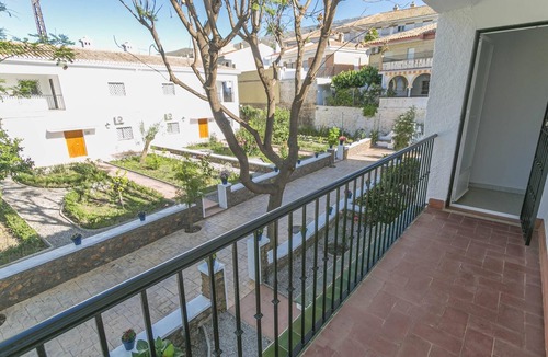 Orgiva Villa | PEDRO MARIN, 5 Bedroom House in Complejo Rural Orgiva