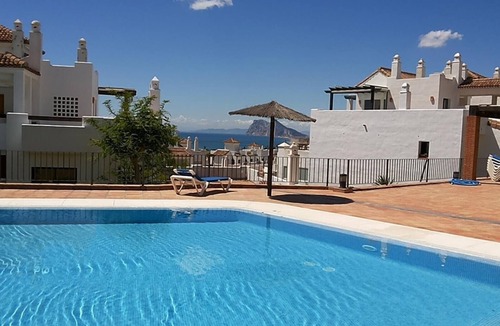 San Roque House | Penthouse in La Alcaidesa with Great Views, Shared Pool, A/C & Wi-Fi
