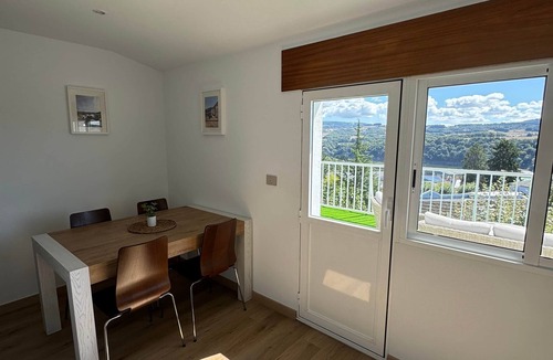 Portomarin Apartment | PortoHome Ático | Penthouse with views on the Camino de Santiago