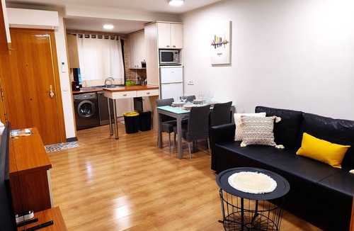 Getafe Apartment | Premium Apartment in Getafe Centro Confort WiFi 1Gbps Ideal UC3M and Companies