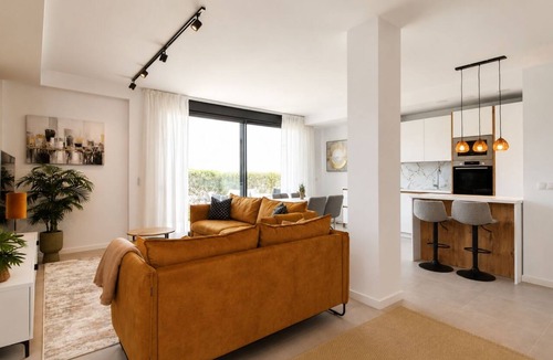 Estepona Apartment | Premium Extended-Stay 2-Bed Apartment in Estepona