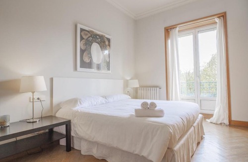 San Sebastian Centro Apartment | Prim Terrace - Local Rentss