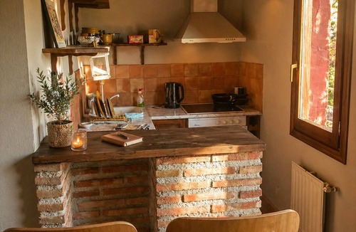 Las Rozas de Madrid House | Privat guest room in family villa in nature close to Madrid