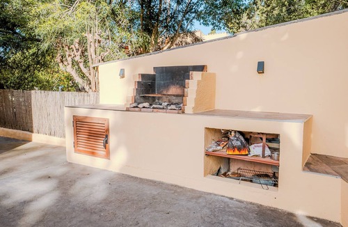 Palma de Mallorca Ski Chalet | Private Villa: Pool, BBQ, and Parking - Palma