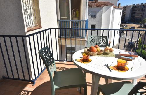 Santa Margarida Apartment | RNET - Sol y Playa Roses