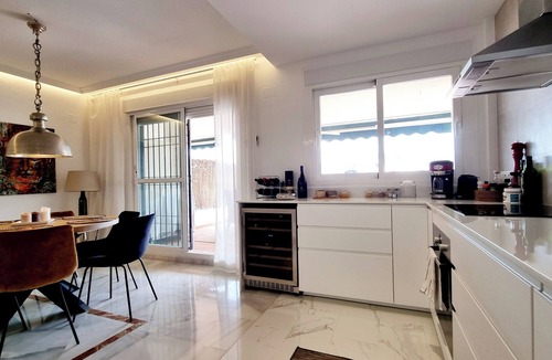 Puerto Banus Apartment | Rosies Place - Fantastic-2-bed-apartment-with-great-terrace-in-Lorcrimar V