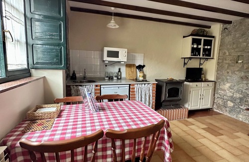 Castrillon Cottage | Rural Accommodations Casa Fabián, La Quintana (Pet Friendly)