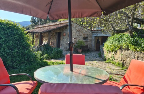 Piedralaves Villa | Rural House 'El Valle' in Sierra de Gredos, Pool and Scenic Views