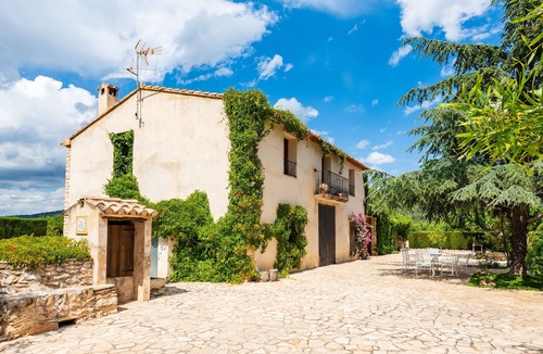 Vall d'Alba House | Rural Masia 'El Catala' with Mountain Views, Private Saltwater Pool, and Air Conditioning