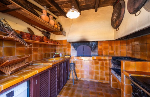 Inca House | 'Sa Caseta' in Mallorca with Mountain Views, Private Pool, and Wi-Fi