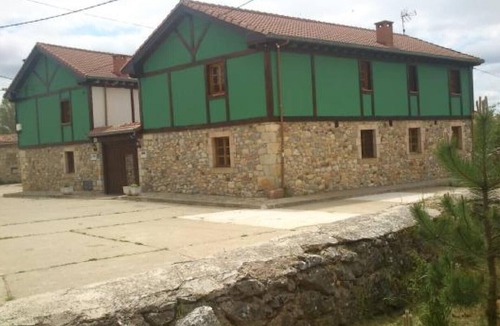 Cantoral House | Spacious Country House Valle Tosande I - Mountain Views & Wi-Fi