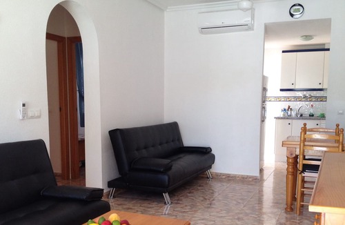 La Siesta Apartment | SPAIN TORREVIEJA AIR CONDITIONED 3 BEDROOM APARTMENT, RESIDENTIAL POOL, 6 PERS