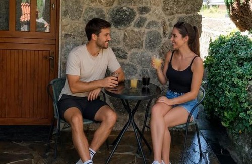 Curtis House | Stone Cottage La COMPOSTELANA