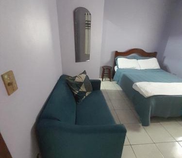 Praia do Partido House | Suíte em casa compartilhada a poucos metros da praia