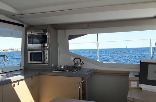 Palamos Boat Rental | Sun-Kissed Sailing Adventure in Cataluña