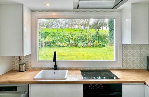 Porto do Son House | Sunny Home Near the Sea