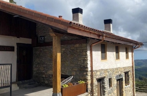 Aia Apartment | Total comfort in the middle of nature: Spacious and with a view