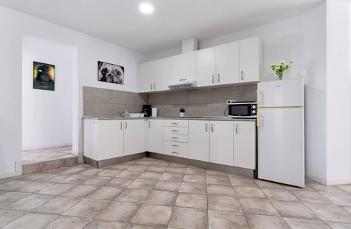 San Agustin Apartment | Vacation Apartment 'Las Flores5' with Sea and Beach View, Wi-Fi and Air Conditioning