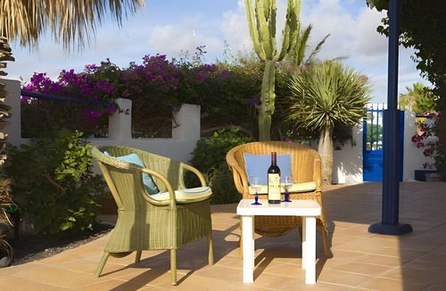Puerto del Carmen Apartment | Vacation Apartment 'Chica' with Sea View, Wi-Fi and Air Conditioning