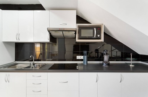 Sonnenland Apartment | Vacation Apartment 'Exclusive Sonemar' with Shared Pool and Wi-Fi