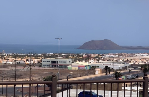 Geafond House | Vacation Home 'Corralejo Branded Residensed' with Sea View, Wi-Fi and Air Conditioning
