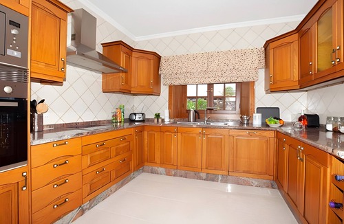 Los Mojones Villa | Vacation Villa 'Montana' with Private Pool, Private Terrace and Wi-Fi