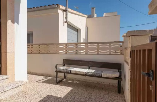Sa Rapita Ski Chalet | Vent De Xaloc - House In Sa Ràpita. Free Wifi