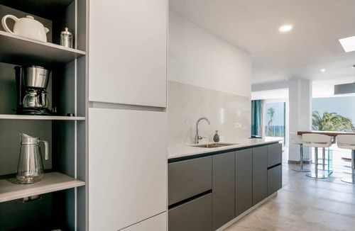 Los Mojones Villa | Villa Canwell - Four Bedroom Villa, Sleeps 8