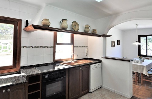 Esporles House | Villa con piscina privada, wifi, aire acondicionado y vistas a montaña ideal pa by Interhome