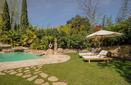 Batres Villa | Villa Oasis Madrid - Luxurious villa with spa, cinema and swimming pool