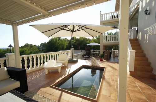 Bernia Villa | Villa Serenity Altea- Luxury apartment with pool, gym & billiards