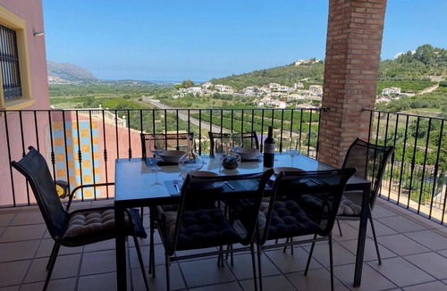 Orba Ski Chalet | VILLA SOLANA