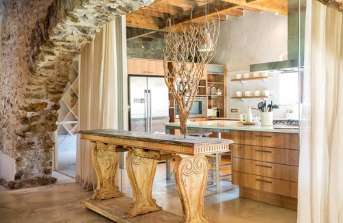 Torroella de Montgri Villa | Villa Torroella - Six Bedroom Villa, Sleeps 12