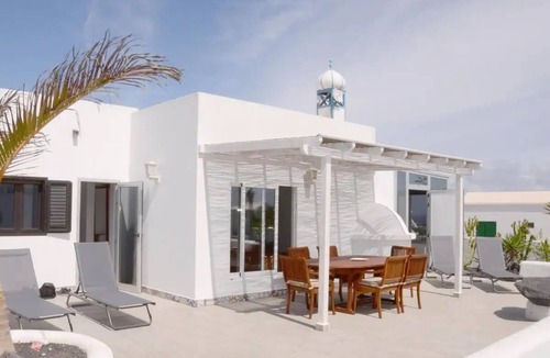 Charco del Palo Villa | Villa Tranquilidad with an incredible terrace and heated private pool