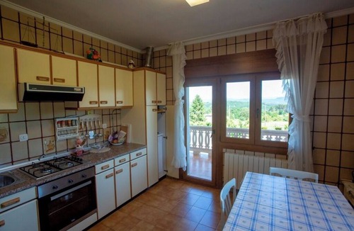 Castro Villa | Villa with a pool and a children's play area in the Ribeira Sacra