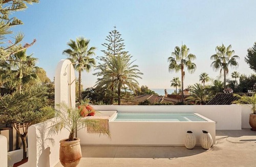 Carib Playa House | Villa with rooftop terrace near beach in Marbella
