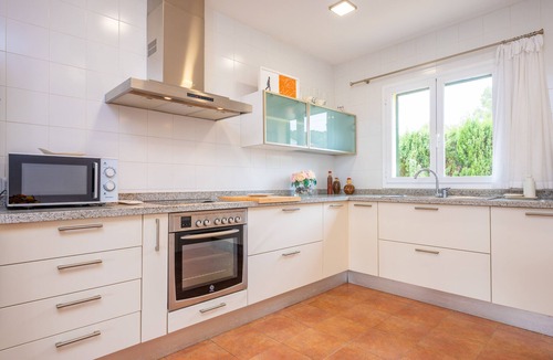 Alcanada Villa | XILVAR - Lovely villa with private pool and free Wifi just a few steps from the sea